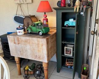 chopping block table