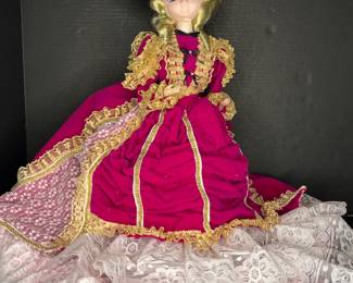 ARTMARK BIG EYE DOLL