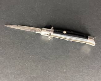 ITALIAN FISHTAIL FOLDING KNIFE