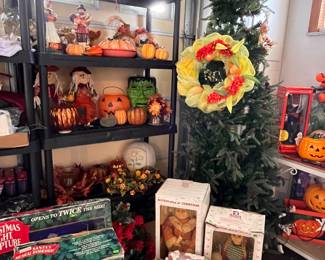 FALL AND CHRISTMAS DECOR
