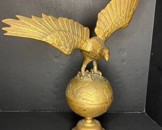 LARGE BRASS EAGLE