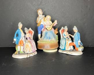 COURTING SCENES FIGURINES