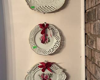 WALL PLATES