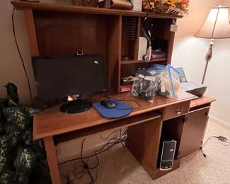 COMPUTER DESK AND SYSTEM