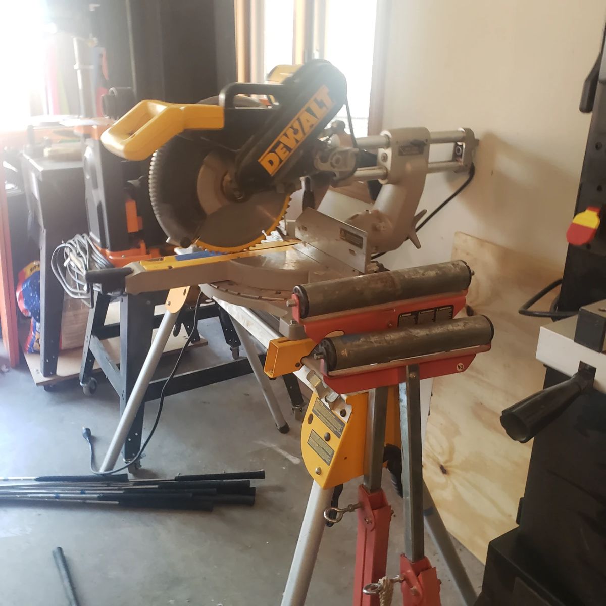 Dewalt saw
