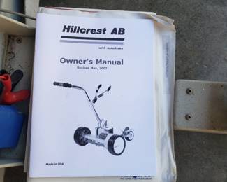 KANGAROO Hillcrest battery remote golf bag carrier