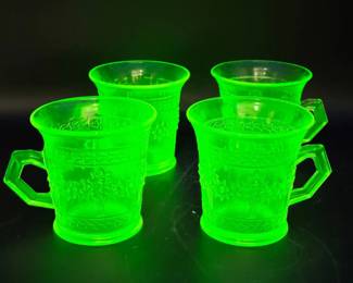 (4) Fenton Orange Tree Green Depression Glass Mugs
