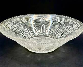 Federal Glass Heritage clear large fruit bow
