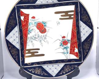 Imari Japanese Porcelain Plate
