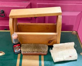 Shoe Shine Kit
