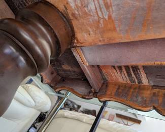 Table Drawer & Construction: Detail shots of the antique double-pedestal table highlighting the storage drawer and the heavy-duty solid wood construction and joinery underneath.