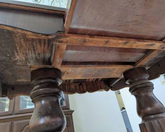 Table Drawer & Construction: Detail shots of the antique double-pedestal table highlighting the storage drawer and the heavy-duty solid wood construction and joinery underneath.