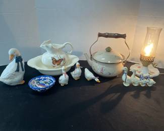Vintage Goose Decor Tea Pot, Floral Electric Oil Lamp, Bowl  Pitcher Set