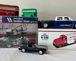 Factory Sealed Revell Monogram Steve Kinser Model Car, Speedway Limited Edition 1957 R190 Fuel Tank