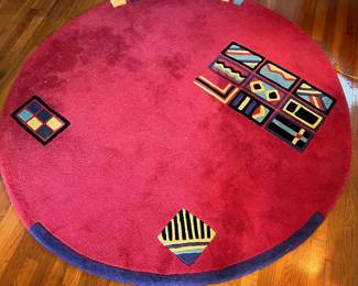 P96 - $175. Postmodern Mahdavis Wool Rug. 6' round. Design 10285. 
