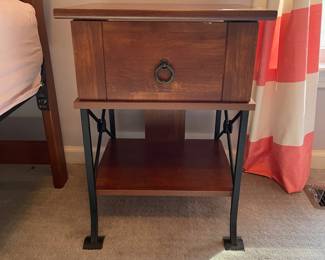 P115 - $40. Side Table Measures 17.5" x 15.5" x 23" tall. 