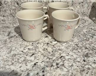 P46 - $15. Vintage Corning Ware Corelle English Breakfast Mugs Set of 4