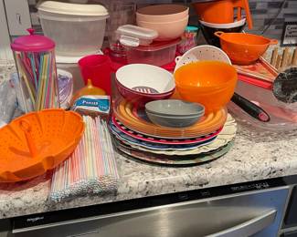 P45 - $15. Huge Plastic Kitchen Lot. 