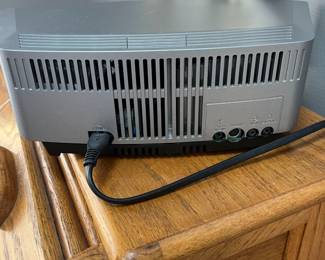 P82 - $150. Bose Wave Radio IV. Model 417788-WR. With Remote. 