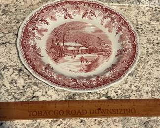 P51 - $35. Spode Winter’s Eve Dinner Plate. S3755-A6