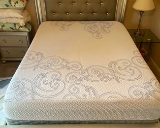 P14 - $250. Queen Size Bed. Had a mattress pad and foam over the mattress. Serta Perfect Sleeper mattress included if you'd like it! Headboard is 60" tall. Footboard is 17" tall. 
