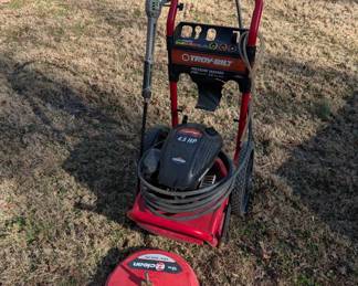 P106 - $100. Troy-Bilt Pressure Washer. 2200 Max PSI. 2.2 GPM. 4.5 HP. With driveway attachment. 