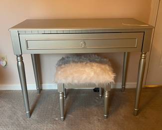 P18 - $75. Silver Desk with Single Drawer & Stool. Measures 38” wide x 17” deep x 29.5” tall. Needs minor repair - see photos. 