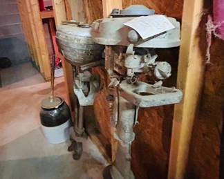 Antique boat motors 