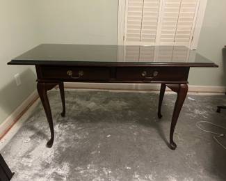 Bedroom set desk