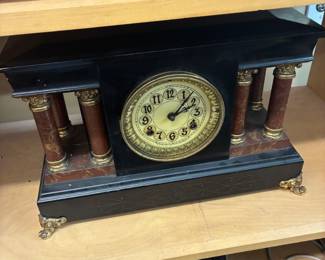 mantel clock