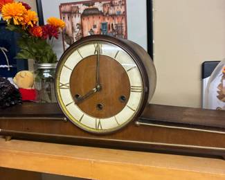 vintage mantel clock