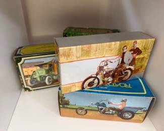Vintage Avon Products With Boxes