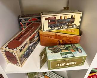 Vintage Avon Products With Boxes