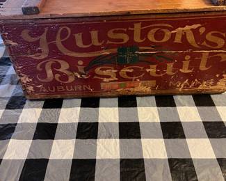 Advertising Hustons Biscuit Box
Auburn Maine 