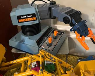 Radio shack Armatron 