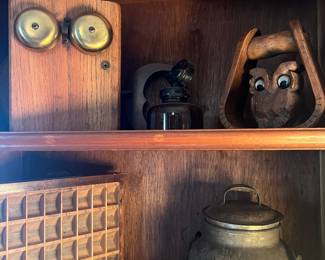 Sectioned drawer 
Butter molds 
Wooden phone 
Metal milk can 