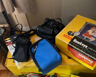 Hawkeye  brownie camera 