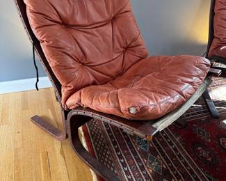 Westnofa Siesta Lounge Chair designed by Ingmar Relling (Original Canvas & Leather Cushioning)  / (25"W x 31"H x 30"D - Pair)