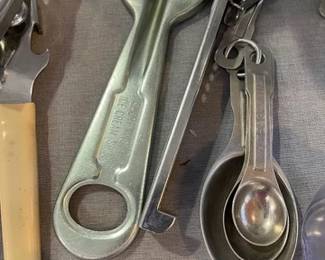 Shortening(!) and Ice cream scoop