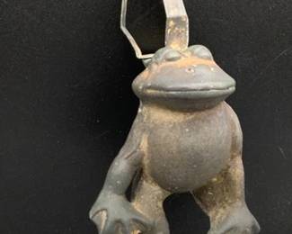 Cast Iron Frog Rain Gauge