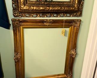 Items Located In The 1st Bedroom (MASTER)