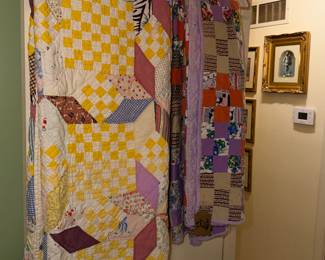 Items Located In The 1st Bedroom (MASTER)