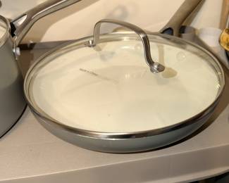 Items Located In The 3rd Bedroom