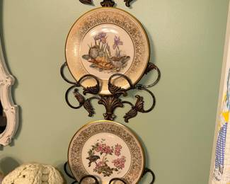 Items Located In The 1st Bedroom (MASTER)