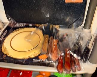 Items Located In The 3rd Bedroom