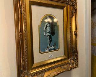 Items Located In The Central Hallway