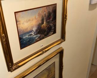 Items Located In The Central Hallway