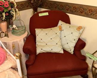 Items Located In The 2nd Bedroom