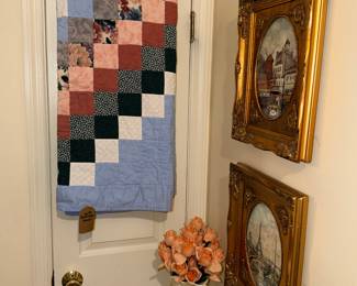 Items Located In The Central Hallway