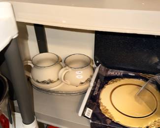 Items Located In The 3rd Bedroom